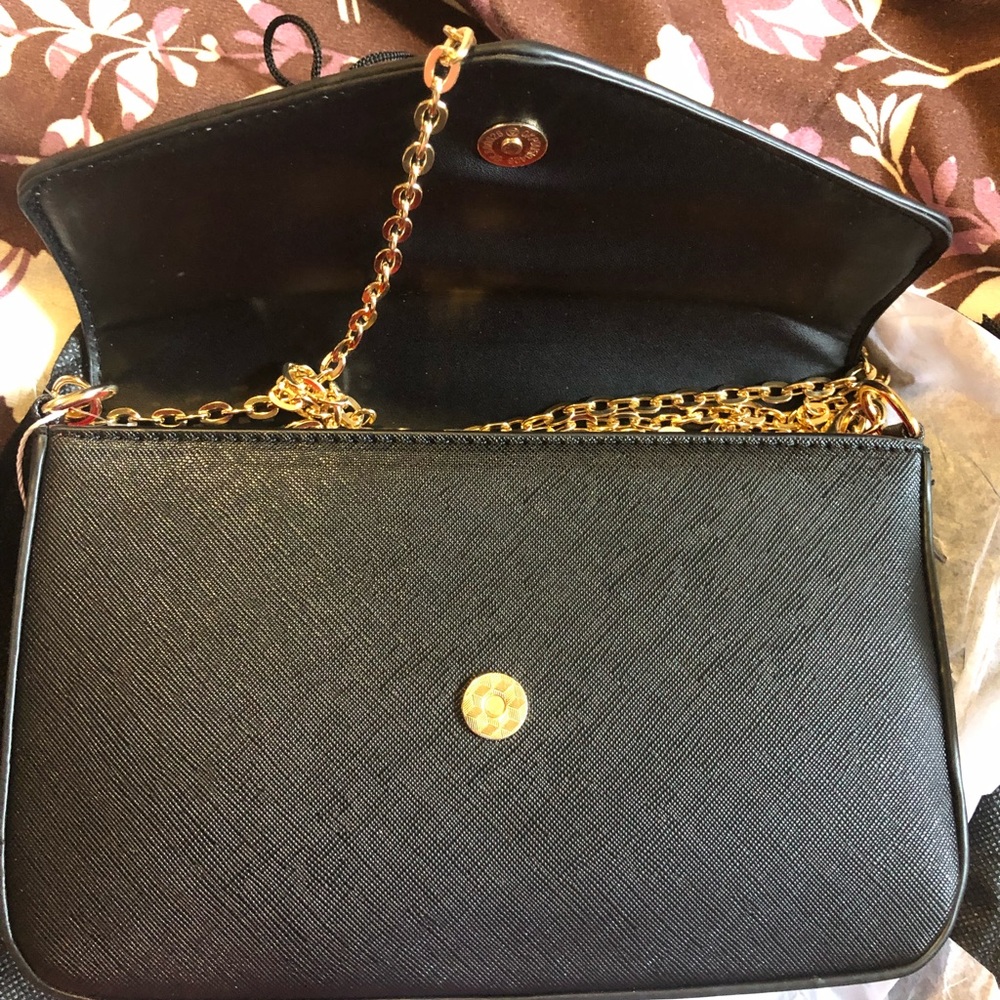 Marilyn Monroe gold chain handbag
